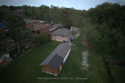 Photo 3 at 148 Rowntree Mill Road S, Humber Summit, Toronto