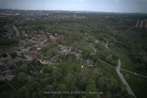 Photo 8 at 148 Rowntree Mill Road S, Humber Summit, Toronto