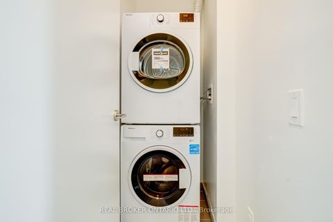 Photo 11 at 1105 - 1787 St Clair Avenue W, Pellam Park, Toronto