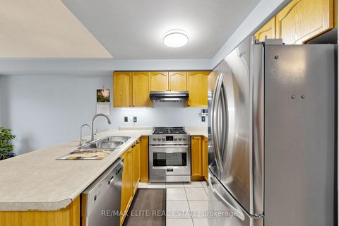 Photo 6 at 54 National Pine Drive, Vellore Village, Vaughan