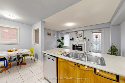 Photo 7 at 54 National Pine Drive, Vellore Village, Vaughan