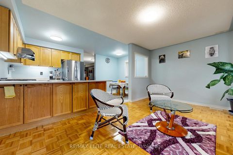 Photo 17 at 54 National Pine Drive, Vellore Village, Vaughan