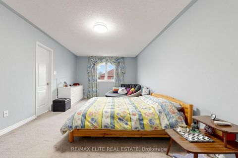 Photo 23 at 54 National Pine Drive, Vellore Village, Vaughan