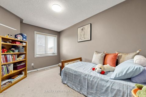 Photo 26 at 54 National Pine Drive, Vellore Village, Vaughan