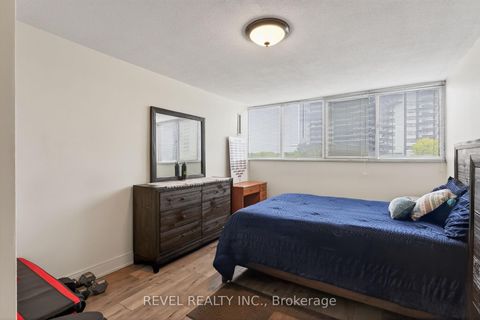 Photo 12 at 403 - 11 Wincott Drive, The Westway, Toronto