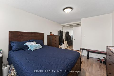 Photo 13 at 403 - 11 Wincott Drive, The Westway, Toronto