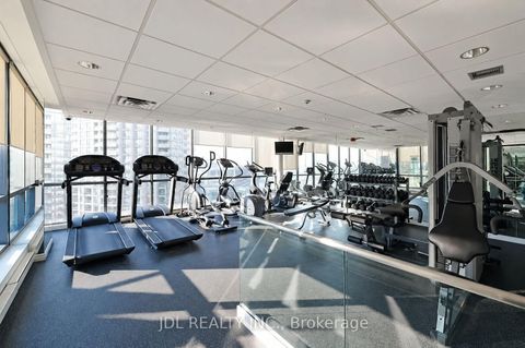 Photo 14 at 2002 - 24 Wellesley Street W, Bay Street Corridor, Toronto