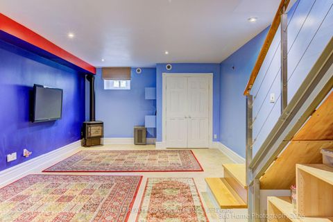 Photo 12 at 170 Howland Avenue, Annex, Toronto