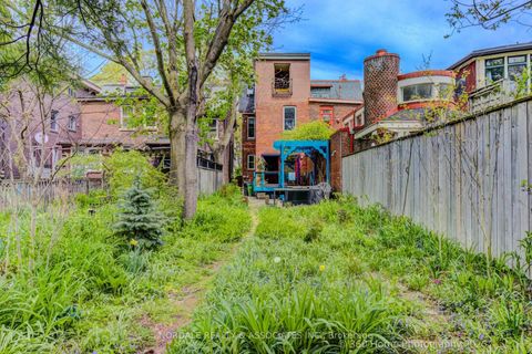 Photo 25 at 170 Howland Avenue, Annex, Toronto