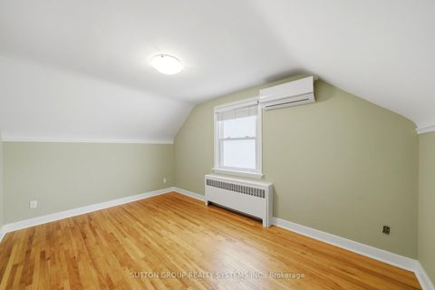 Photo 16 at 10 Willowhurst Crescent, Maryvale, Toronto