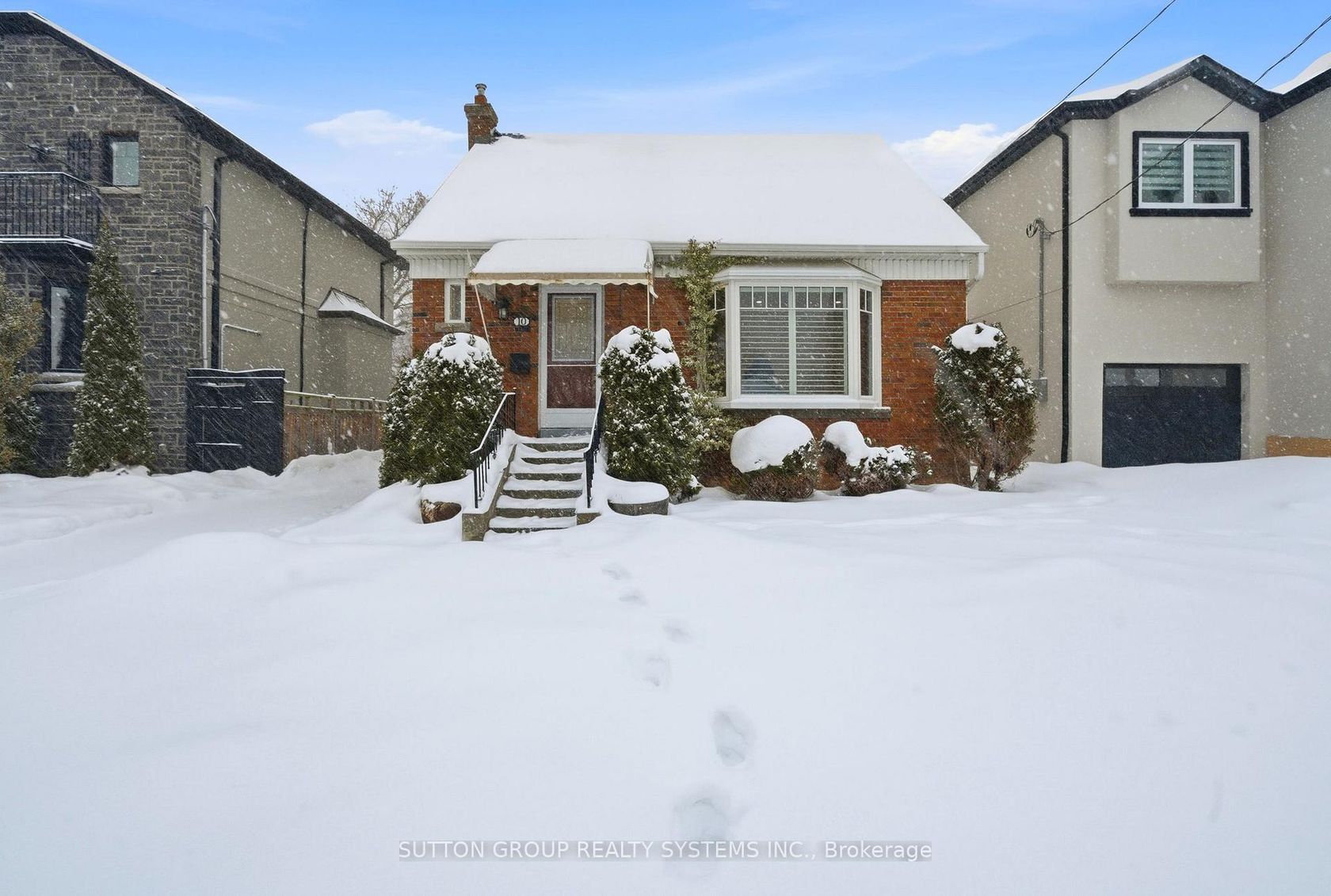 10 Willowhurst Crescent, Maryvale, Toronto photo 4