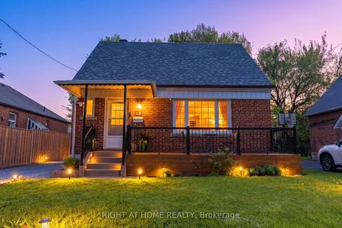 Photo 0 at 15 Alvinston Road, Birchmount, Toronto