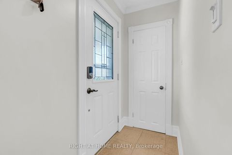 Photo 11 at 15 Alvinston Road, Birchmount, Toronto