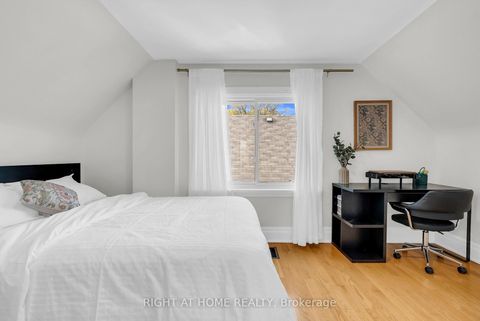 Photo 32 at 15 Alvinston Road, Birchmount, Toronto