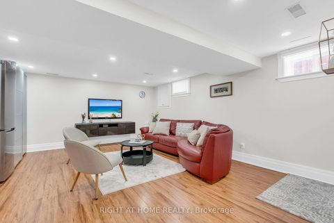 Photo 36 at 15 Alvinston Road, Birchmount, Toronto