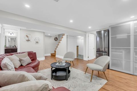 Photo 38 at 15 Alvinston Road, Birchmount, Toronto