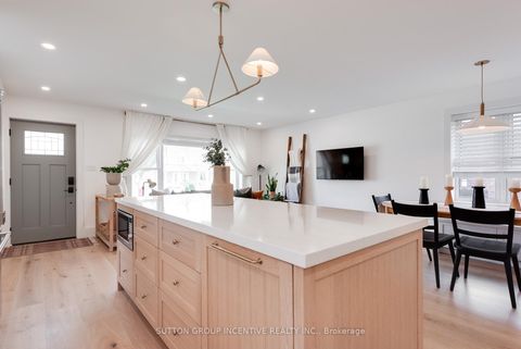 Photo 7 at 16 Robindale Avenue, Alderwood, Toronto