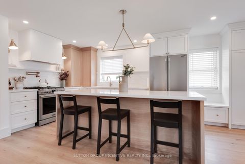 Photo 8 at 16 Robindale Avenue, Alderwood, Toronto