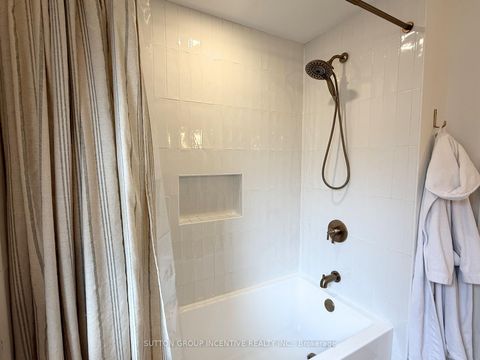 Photo 19 at 16 Robindale Avenue, Alderwood, Toronto