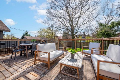 Photo 36 at 16 Robindale Avenue, Alderwood, Toronto