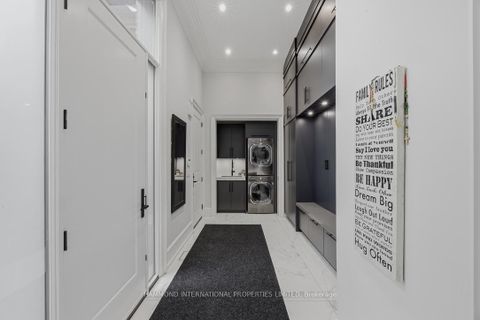 Photo 22 at 44 Findlay Avenue, King City, King