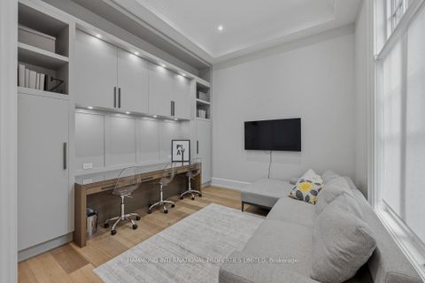 Photo 23 at 44 Findlay Avenue, King City, King