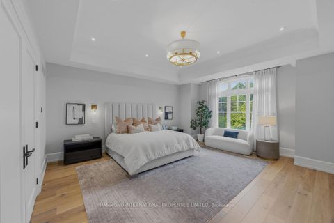 Photo 27 at 44 Findlay Avenue, King City, King