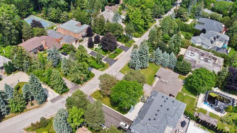 Photo 7 at 9 Westmount Park Road, Humber Heights, Toronto