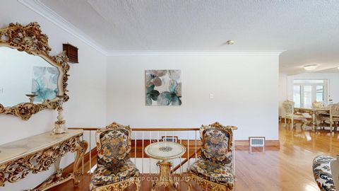 Photo 11 at 9 Westmount Park Road, Humber Heights, Toronto