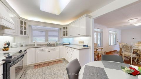 Photo 19 at 9 Westmount Park Road, Humber Heights, Toronto