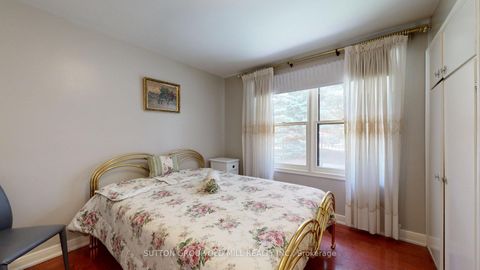 Photo 21 at 9 Westmount Park Road, Humber Heights, Toronto
