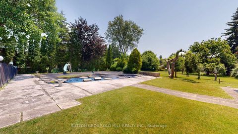 Photo 32 at 9 Westmount Park Road, Humber Heights, Toronto