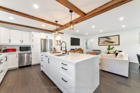 Photo 14 at 917 Vistula Drive, West Shore, Pickering