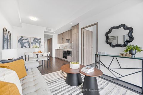 Photo 7 at 703 - 95 Mcmahon Drive, Bayview Village, Toronto
