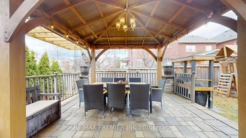 Photo 20 at 48 Heron Hollow Avenue, Oak Ridges, Richmond Hill