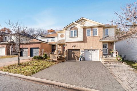 Photo 2 at 256 Ferndale Drive S, Ardagh, Barrie