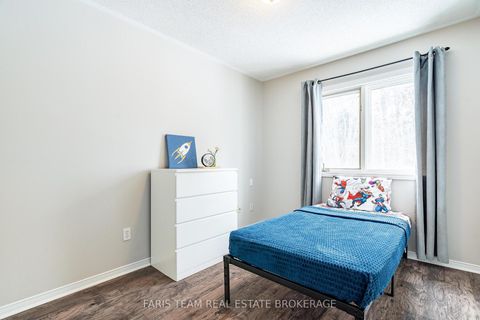 Photo 23 at 256 Ferndale Drive S, Ardagh, Barrie