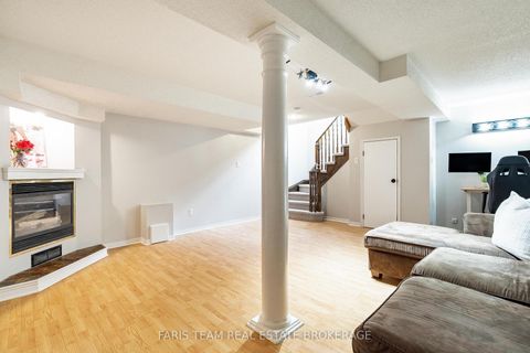 Photo 30 at 256 Ferndale Drive S, Ardagh, Barrie