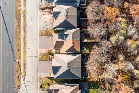 Photo 40 at 256 Ferndale Drive S, Ardagh, Barrie