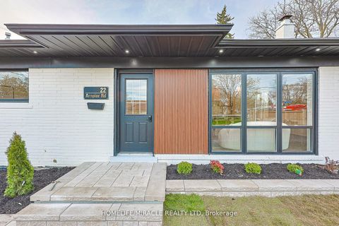 Photo 4 at 22 Arnprior Road, Bendale, Toronto