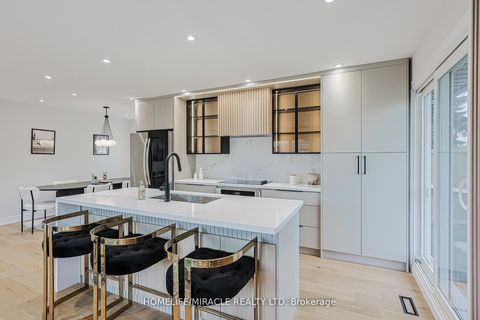 Photo 12 at 22 Arnprior Road, Bendale, Toronto