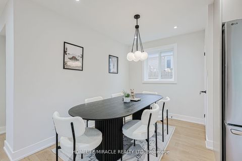 Photo 16 at 22 Arnprior Road, Bendale, Toronto
