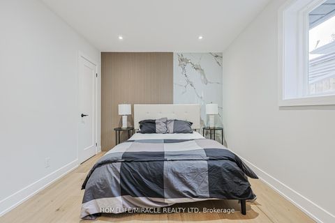 Photo 20 at 22 Arnprior Road, Bendale, Toronto