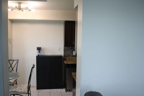 Photo 3 at 1608 - 88 Grangeway Avenue, Woburn, Toronto