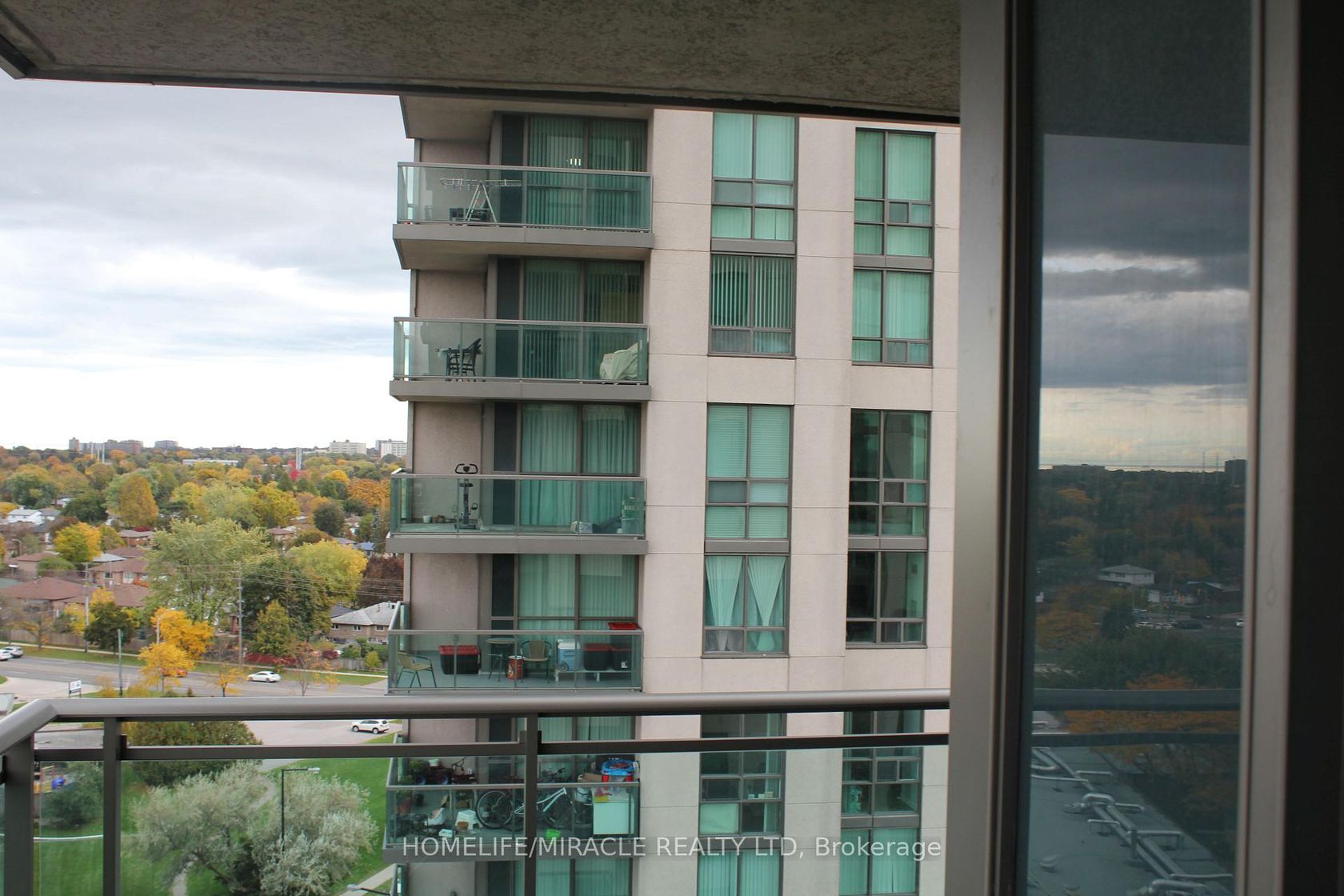 1608 - 88 Grangeway Avenue, Woburn, Toronto photo 3