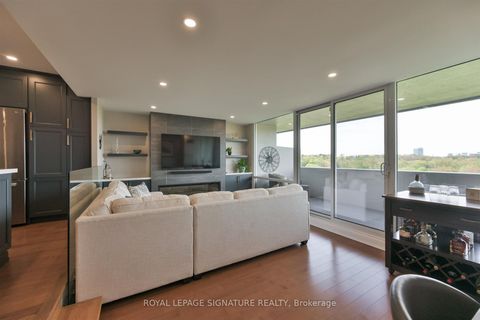 Photo 14 at 912 - 240 Scarlett Road, Smythe, Toronto