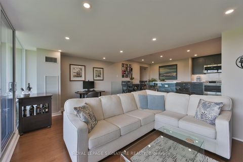 Photo 16 at 912 - 240 Scarlett Road, Smythe, Toronto