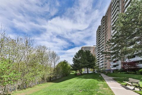 Photo 42 at 912 - 240 Scarlett Road, Smythe, Toronto