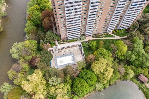 Photo 45 at 912 - 240 Scarlett Road, Smythe, Toronto
