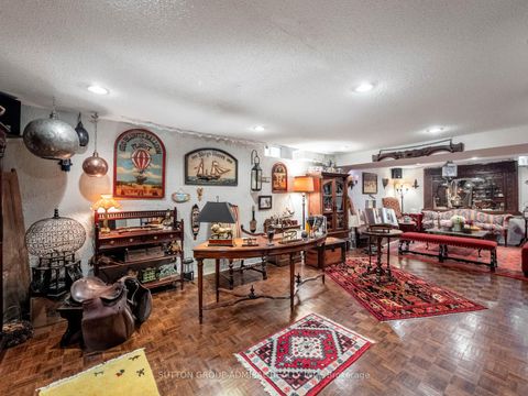 Photo 32 at 49 Miriam Crescent, Doncrest, Richmond Hill